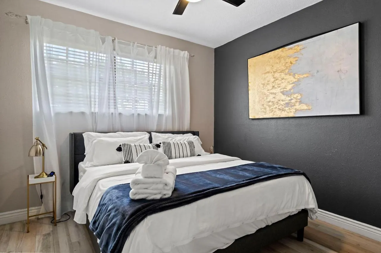 Florida Vibes Center Location 3 Min From Stadium Tampa 0*,